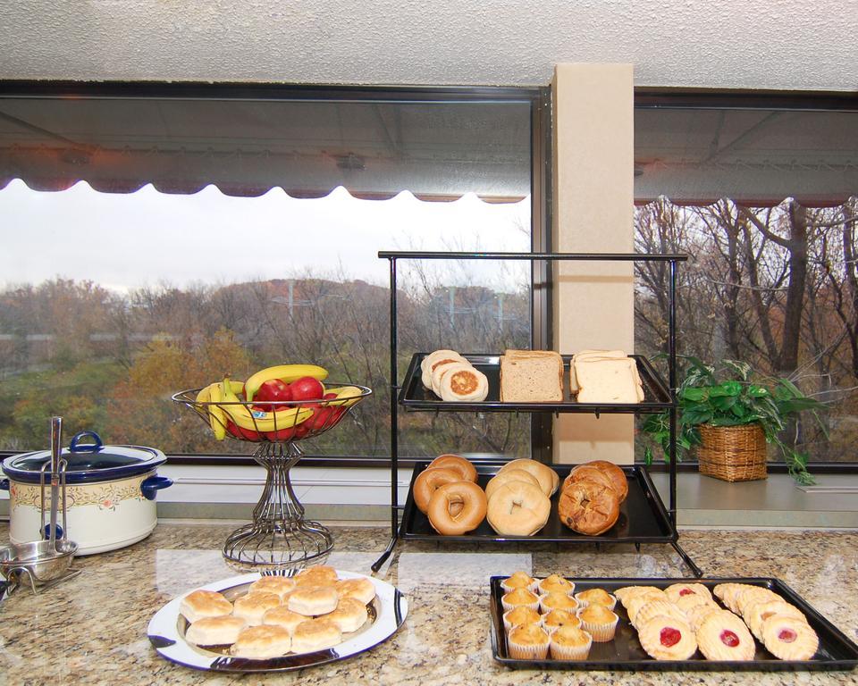 The View Inn & Suites Bethlehem / Allentown / Lehigh Airport Exterior foto